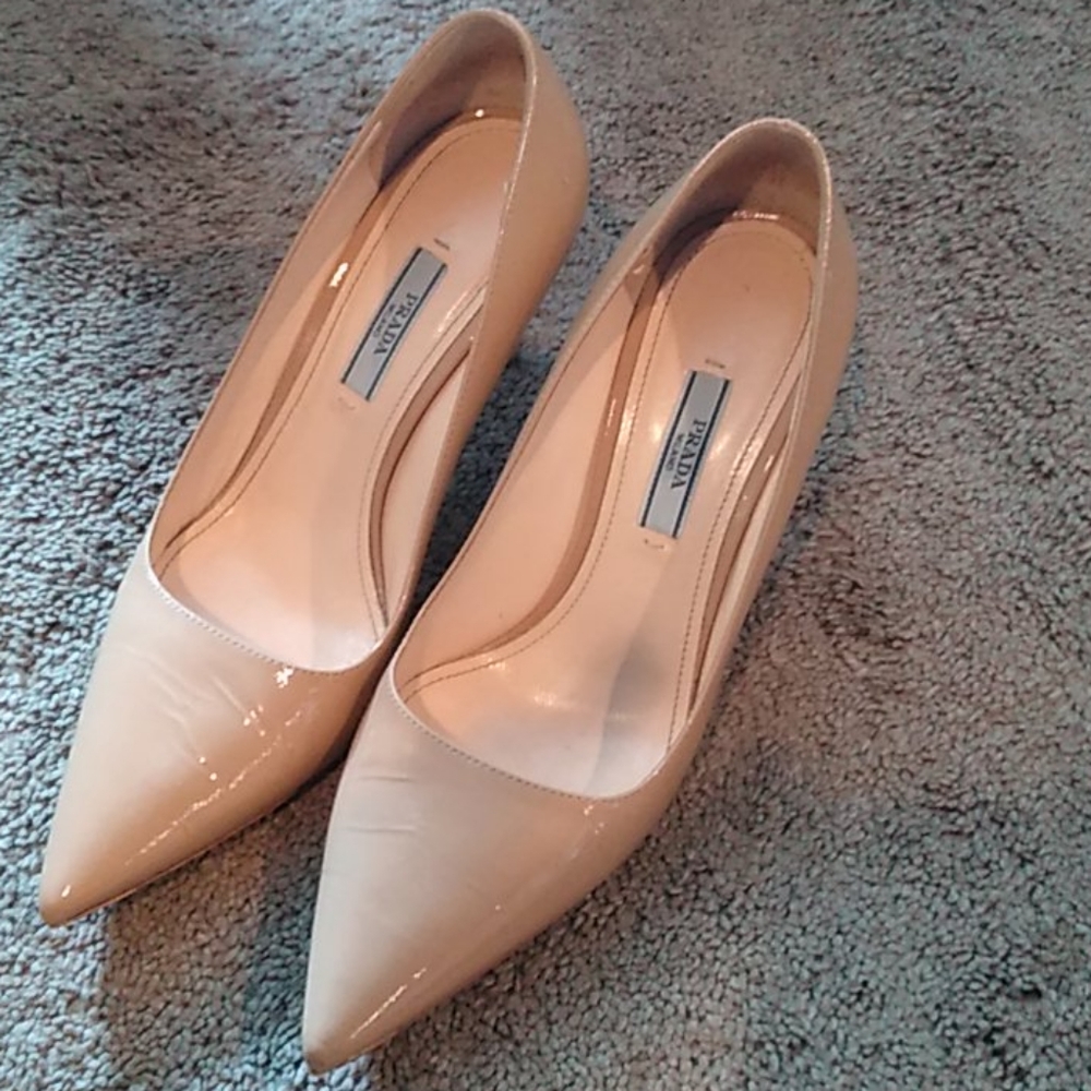 Prada patent leather pumps. Cipria size 8.5.